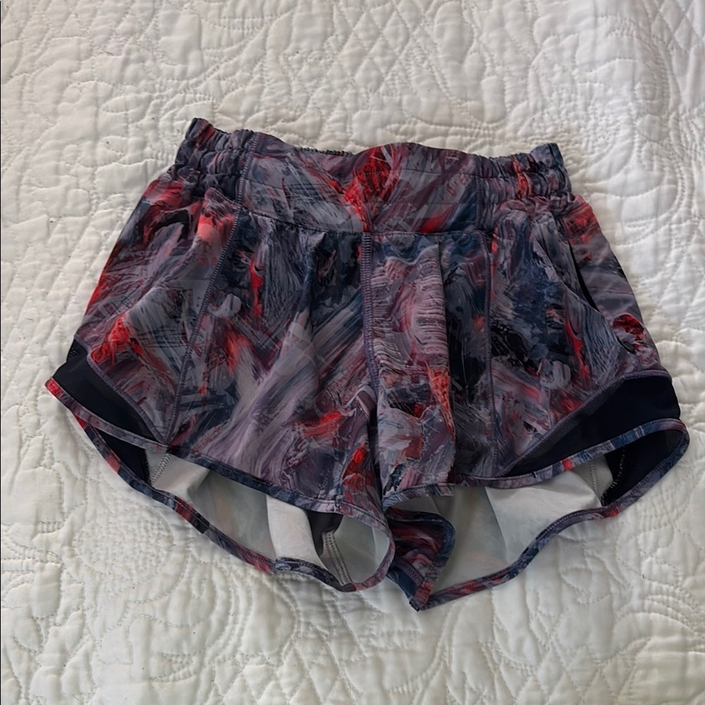 Lululemon Hotty Hot 2.5 multicolored